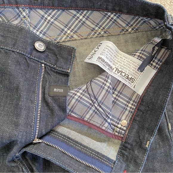 NEW Hugo Boss 38x30 Regular Fit Dark Wash Maine Jeans - Picture 6 of 10